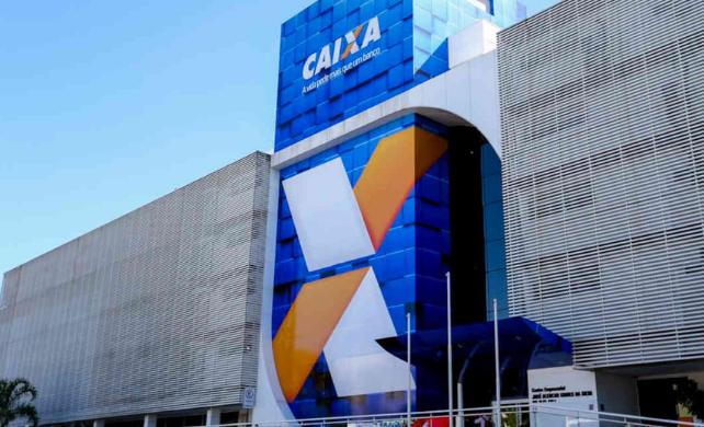 compra de carteiras de crédito entre Caixa e BRB após crise bancária