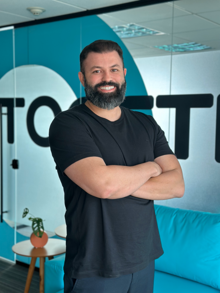 Marcos Guerra CRO CXO Otima Digital especialista experiencia cliente