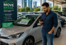 Motorista de aplicativo avalia a compra de um carro seminovo por meio do programa Move Brasil, que amplia o acesso ao crédito para renovação da frota de taxistas e profissionais de transporte por aplicativo.