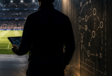 Ilustração de um profissional analisando dados antes de entrar em um estádio de futebol, representando estratégia, tomada de decisão e perpetuidade das empresas.