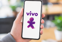 Ilustração de smartphone com sistema de bloqueio de chamadas spam, representando a discussão sobre o Vivo Anti Spam, telemarketing e comunicações legítimas.