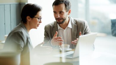 Liderança humanizada fortalece equipes por meio do diálogo e do feedback