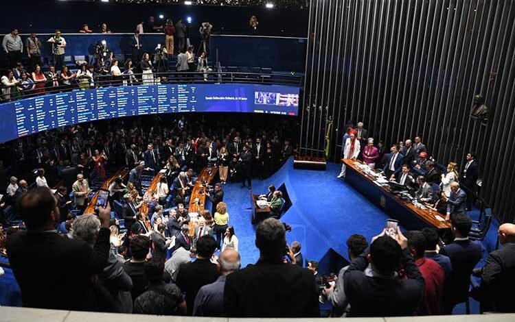 portal-de-noticias-contraponto-senado-aprova-fim-escala-6x1.jpg